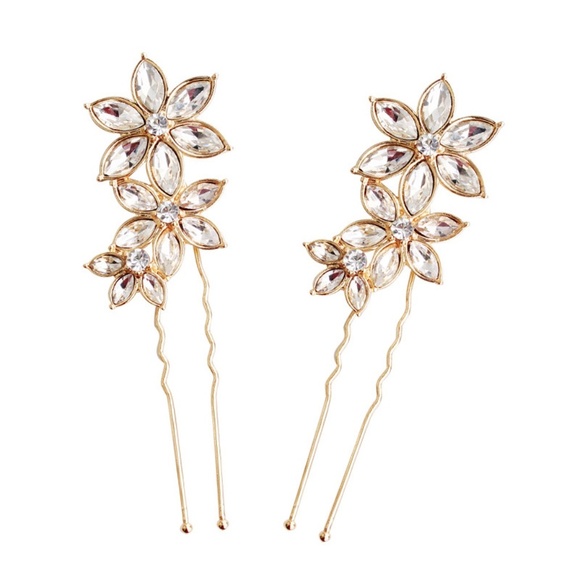 **PRISCILLA* 2-Pc Gold Rhinestone Flower Hair Clip - Picture 4 of 6